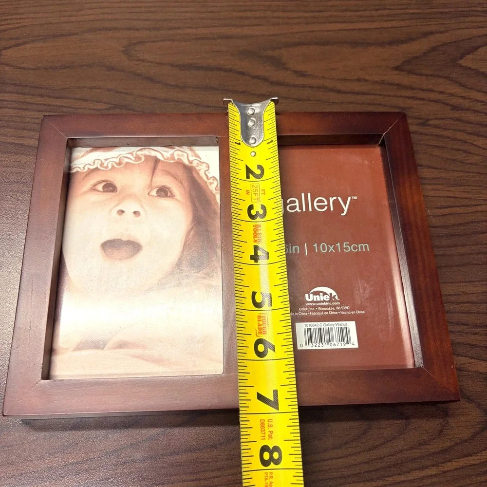 Uniek Gallery Walnut Wood Double Photo Frame 4x6 Dual Picture Table Wall Mount